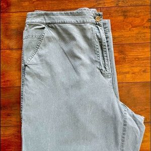 Eileen Fisher green khaki cotton cargo pants